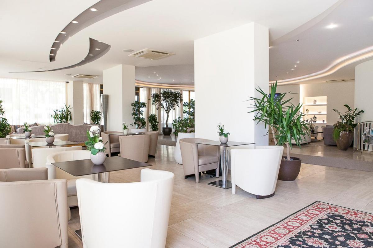 Nettuno Hotel 4*
