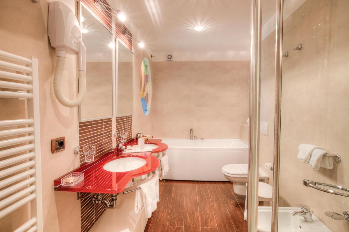 Nettuno Hotel 4*